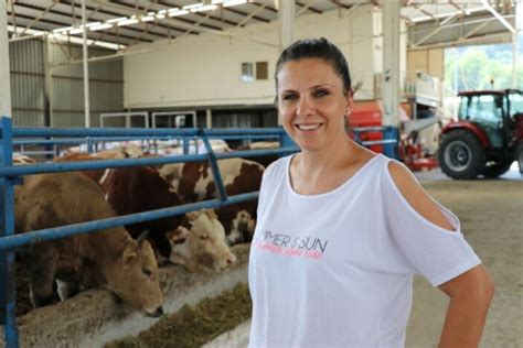 A­n­t­a­l­y­a­­d­a­ ­ç­i­f­t­l­i­k­ ­k­u­r­a­n­ ­k­a­d­ı­n­ ­g­i­r­i­ş­i­m­c­i­